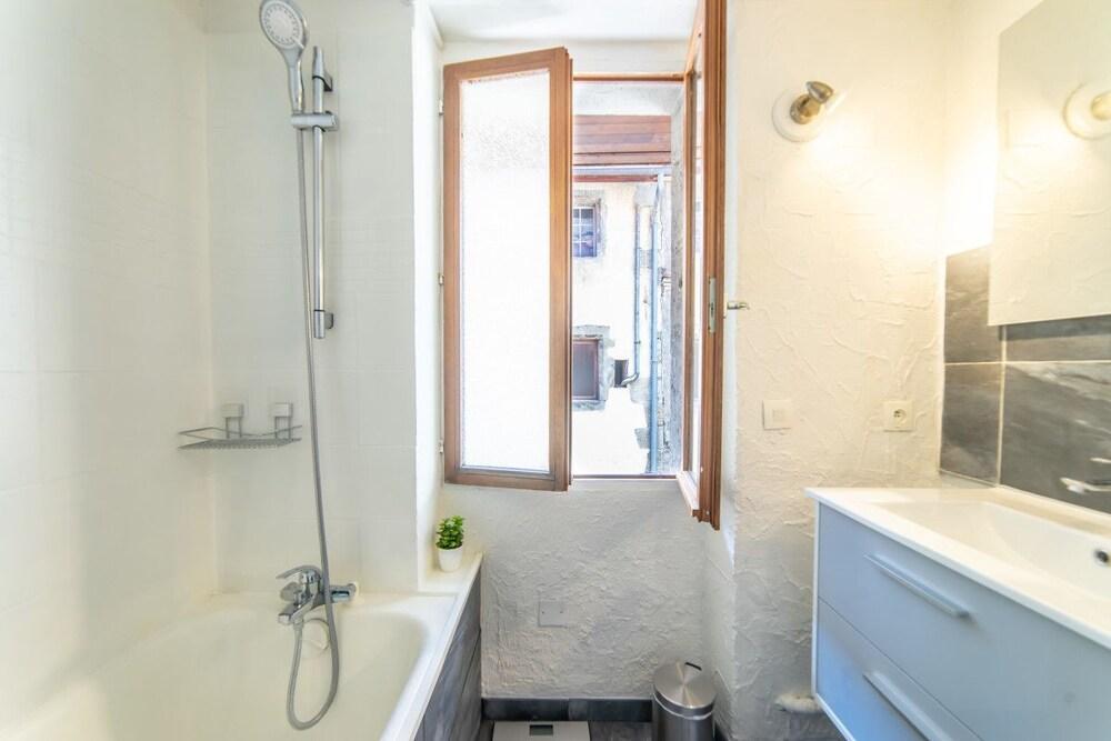 Le Saint Jean - Appartement Rue Carnot Pour 2 - 4 Pers Annecy Buitenkant foto